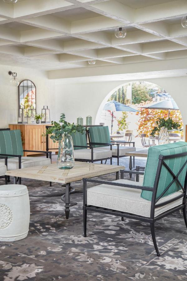 The Lodge At Healdsburg, Tapestry Collection By Hilton Exterior photo